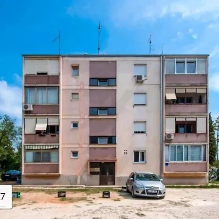 Mary & Private Free Parking * Rovinj