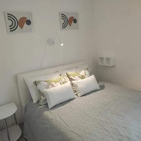 Apartment Mary & Private Free Parking *